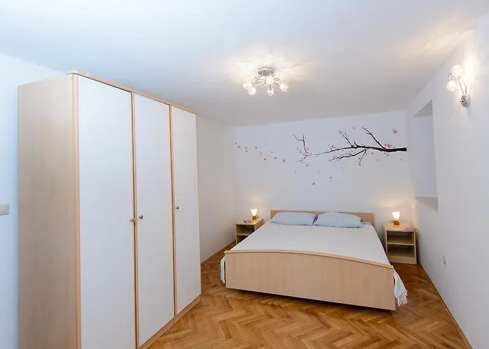 アパート Ema ドゥブロブニク